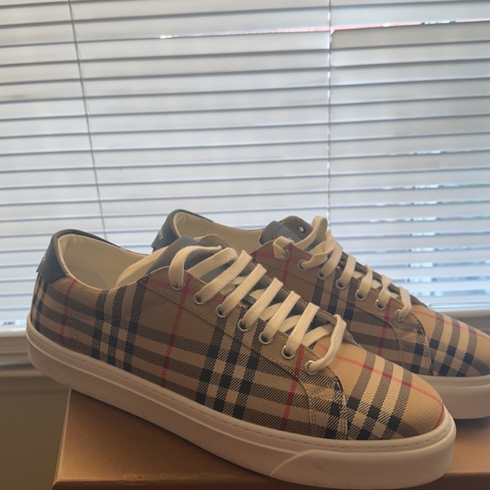 Fit me small they are a size 13 but fit a size 11 or 12